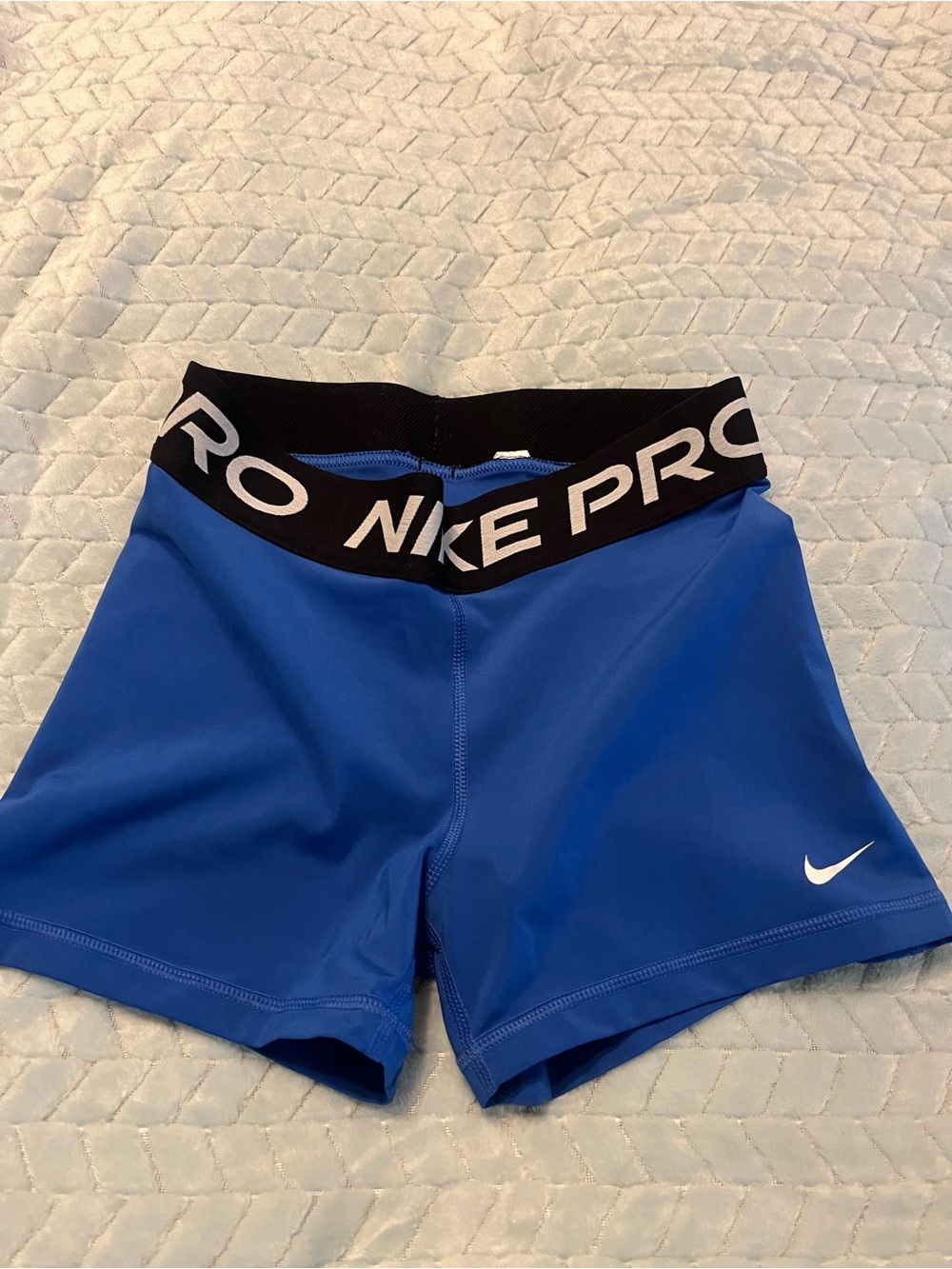 Nike Pro Women's Blue Athletic Compression Shorts w/ Black Logo Waist sz small